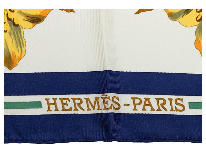 Foulard di seta Hermès White Fleurs D Hellade 90 Bianco - vista 2