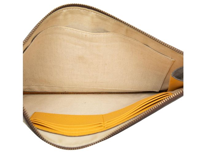 Clutch Gucci Beige GG Supreme Neo Vintage - vista 4