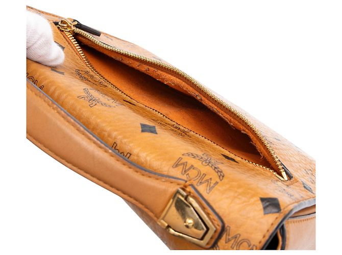 MCM Brown Medium Visetos Coated Canvas Patricia Handtasche mit oberem Griff Braun - Ansicht 6