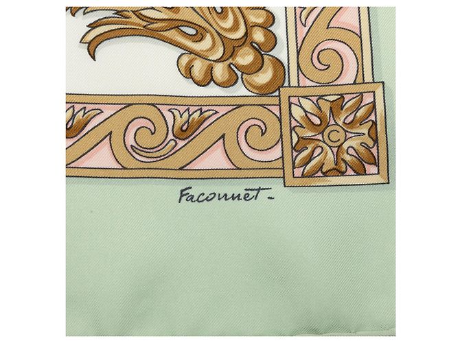 Hermès Green Courbettes et Cabrioles Seidentuch 90 Grün - Ansicht 3