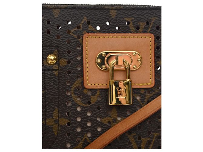 Louis Vuitton Brown Monogram Perforated Pochette Accessoires Marrom - vista 8