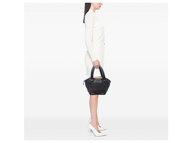 LOEWE Anagram Canvas Tote in Schwarz - Ansicht 6