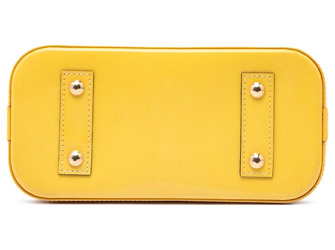 Louis Vuitton Yellow Monogram Vernis Alma BB Amarelo - vista 3