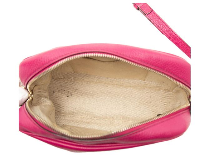 Borsa a tracolla Gucci Soho in pelle rosa - vista 4