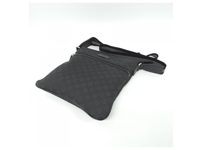 Borsa a tracolla Gucci 449184 G1XHN in nylon nero - vista 3