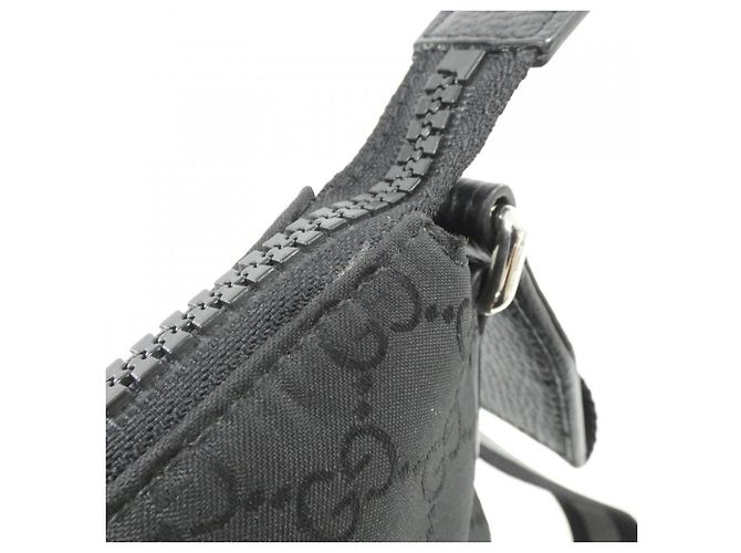 Borsa a tracolla Gucci 449184 G1XHN in nylon nero - vista 5