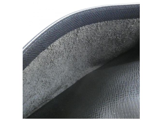 Borsa a tracolla Louis Vuitton Taiga Reporter Grigio - vista 10