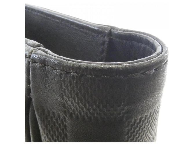 Bolsa Louis Vuitton Damier Infini Tadao PM Preto - vista 3