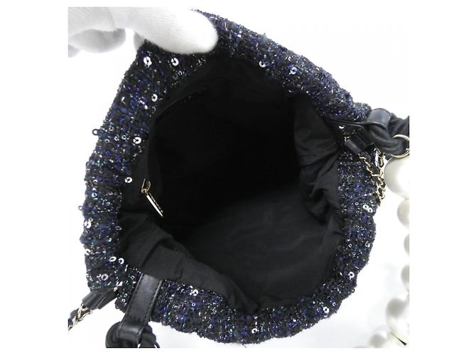 Borsa Chanel in tweed nero e blu navy - vista 7