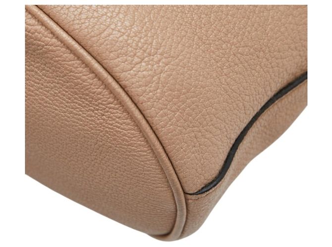 Sac à main Miu Miu en cuir rose beige - vue 6