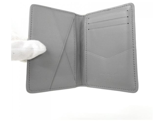 Organizer Portacarte Louis Vuitton Monogram Shadow Grigio - vista 6