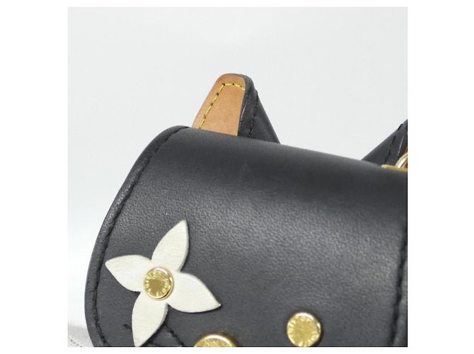 Louis Vuitton Monogram Etui Earphones Case - view 5