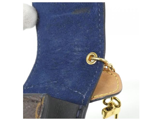 Louis Vuitton Monogram Etui Earphones Case - view 7