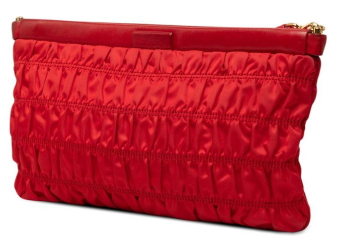 Prada Crossbody-Schultertasche mit Dreiecks-Logo-Plakette Rot - Ansicht 2