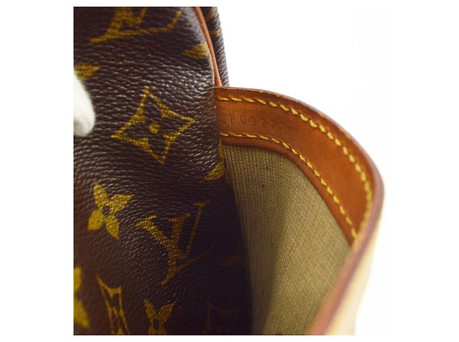 Louis Vuitton Reporter Monogram PM Marrom - vista 5