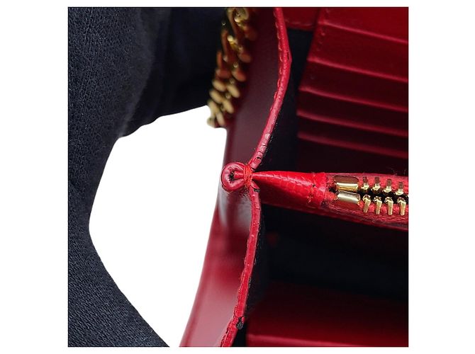 Portafoglio a catena Yves Saint Laurent Cassandra Classic Rosso - vista 9