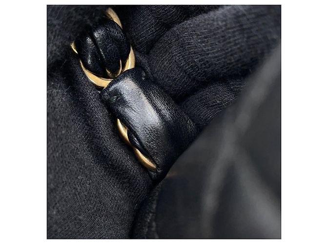 Borsa a tracolla Chanel Matelassé in pelle d'agnello stropicciata Nero - vista 13