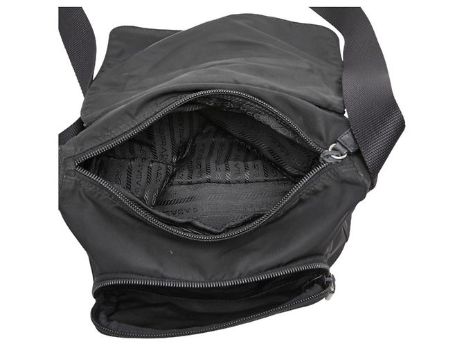 Bolsa Tiracolo Prada com Placa de Logotipo Triangular Preto - vista 8