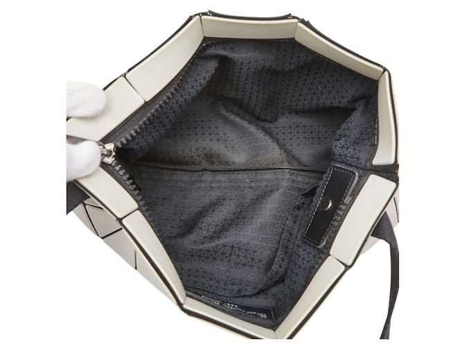 Borsa a tracolla Issey Miyake Bao Carton Marrone Nero - vista 6