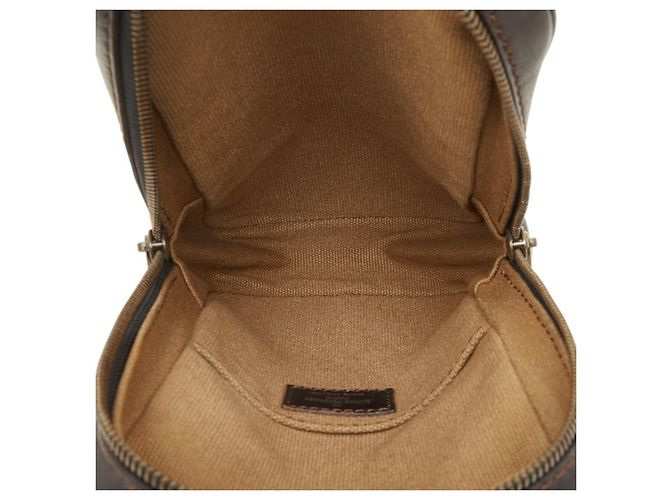 Bolso de cintura Louis Vuitton Utah Siu Marrón oscuro - vista 6