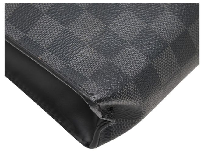 Louis Vuitton Damier Graphite Pochette Voyage MM Negro - vista 7
