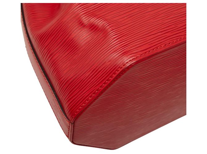 Louis Vuitton Epi Sac Depaule PM Shoulder Bag Rosso - vista 5