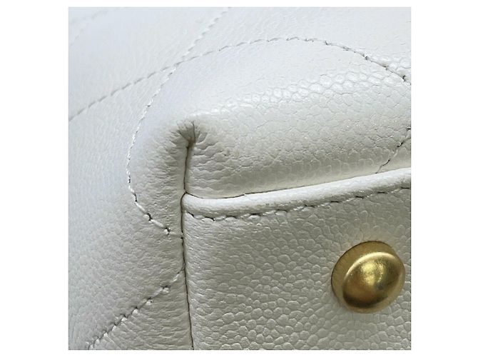 Chanel Matelassé White Tote Bag Weiß - Ansicht 7