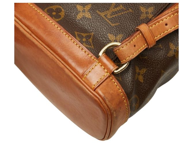 Mochila Louis Vuitton Monogram Mini Montsouris Castaño - vista 6