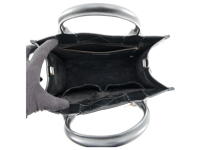 Christian Dior Dior Macro Cannage Book Tote Negro - vista 5
