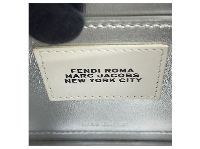 Fendi Peekaboo Handtasche Silber - Ansicht 16