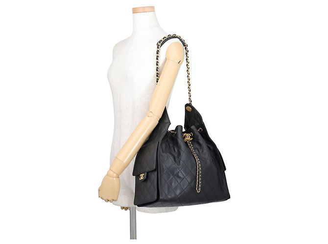 Chanel Matelassé Medium Schultertasche Schwarz - Ansicht 4