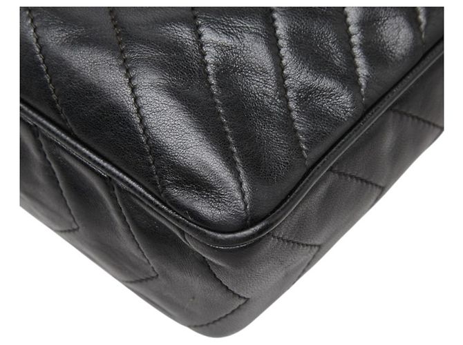 Borsa a tracolla Chanel Chevron V-Stitch Coco Mark Chain Nero - vista 4