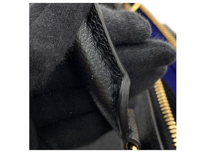 Borsa a tracolla Louis Vuitton Monogram Empreinte Neo Alma PM Nero - vista 9