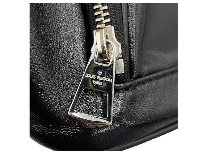 Bolso Louis Vuitton de lambskin negro - vista 10