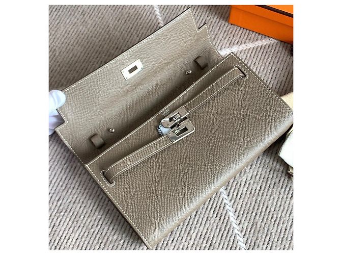 Hermès Kelly To Go Grigio Elephant Pelle Epsom - vista 7