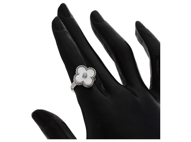 Van Cleef & Arpels Vintage Alhambra Ring aus Perlmutt und Diamanten - Ansicht 6