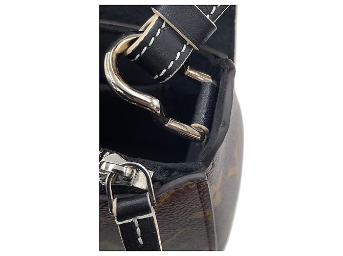 Sac à main Louis Vuitton Monogram Chain It PM Noir - vue 12