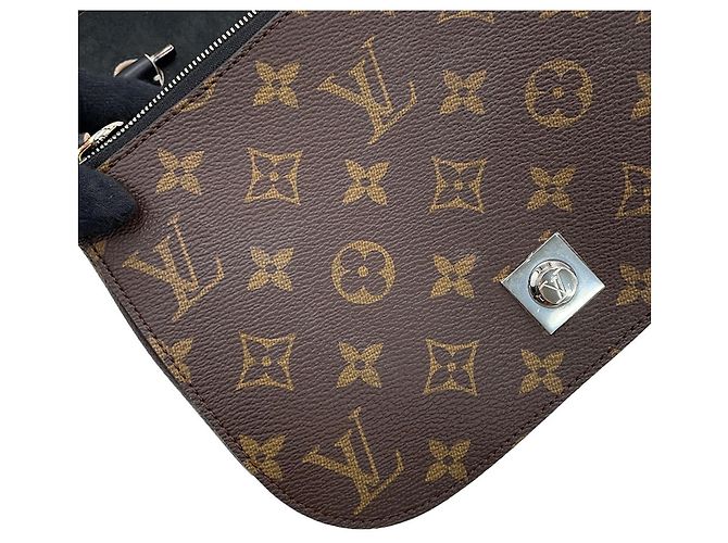 Sac à main Louis Vuitton Monogram Chain It PM Noir - vue 9