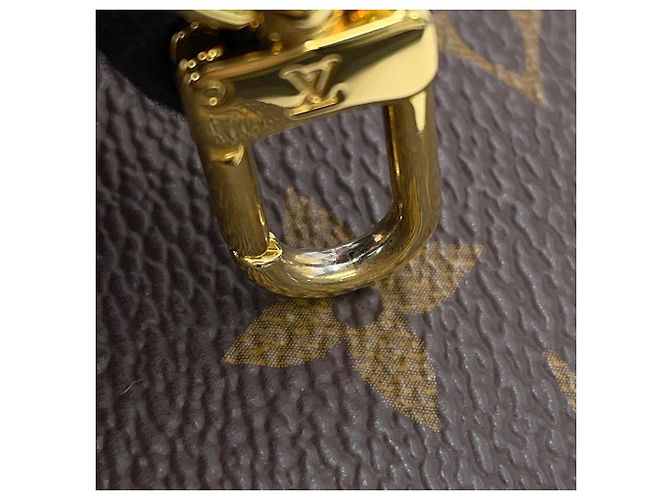 Bolso de hombro Fold Me Monogram Louis Vuitton Castaño - vista 14