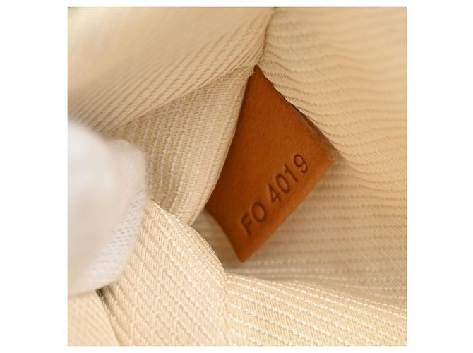Louis Vuitton Bulles Monogram Nylon PM Bleu Marine - vue 5