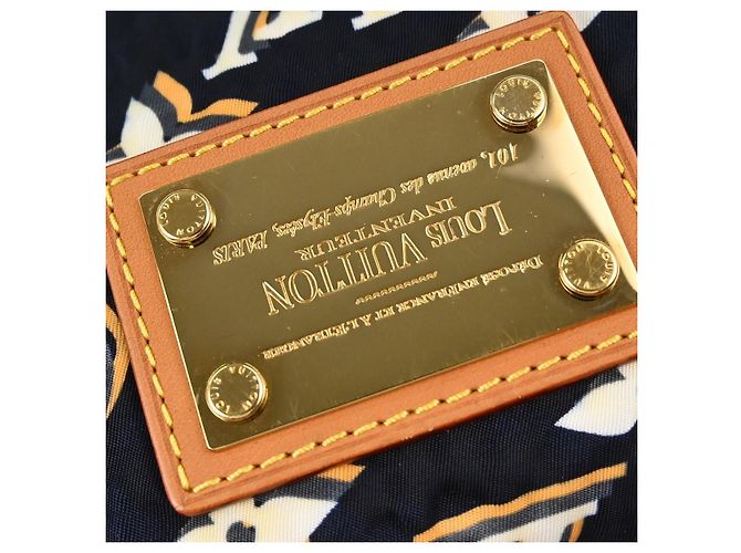 Louis Vuitton Bulles Monogram Nylon PM Bleu Marine - vue 6
