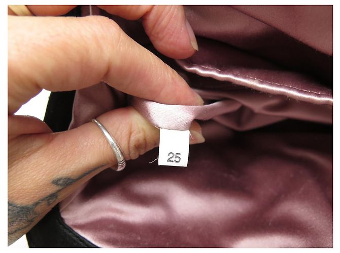 Tote BOLSA DE MÃO PRADA MINI DE SATIN PRETO PARA NOITE - vista 11