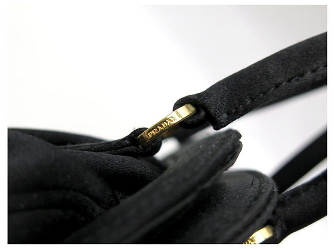 Tote BOLSA DE MÃO PRADA MINI DE SATIN PRETO PARA NOITE - vista 6