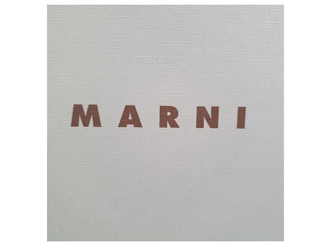Décolleté peep-toe Marni con cinturino in nastro in camoscio nero - vista 13