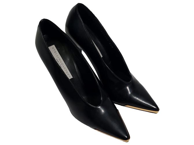 Stella Mc Cartney Stella Mccartney Pumps mit spitzer Kappe aus schwarzem Leder - Ansicht 6