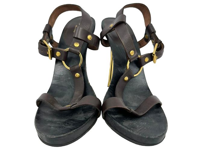 Sandali con tacco Gucci Kylie T-Strap in pelle marrone Rosso - vista 2