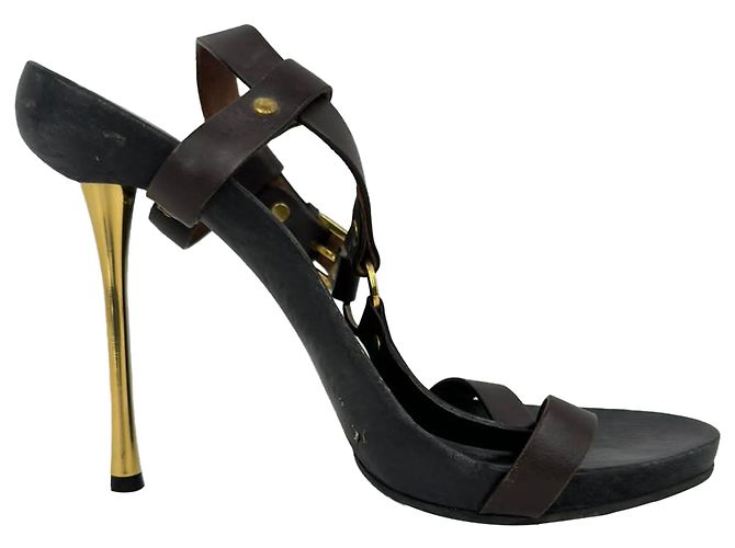 Sandali con tacco Gucci Kylie T-Strap in pelle marrone Rosso - vista 7