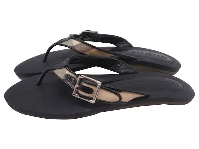 Burberry Nova Check Lancaster Flats in Black Leather - view 4