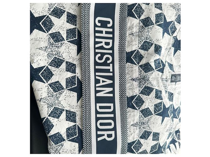 Casaco Anorak com Capuz Dior Motif Estrela em Poliéster Azul Marinho - vista 4