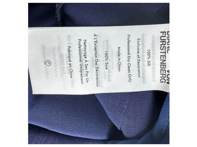 Abito midi Stella effetto wrap Diane Von Furstenberg in seta blu navy - vista 5